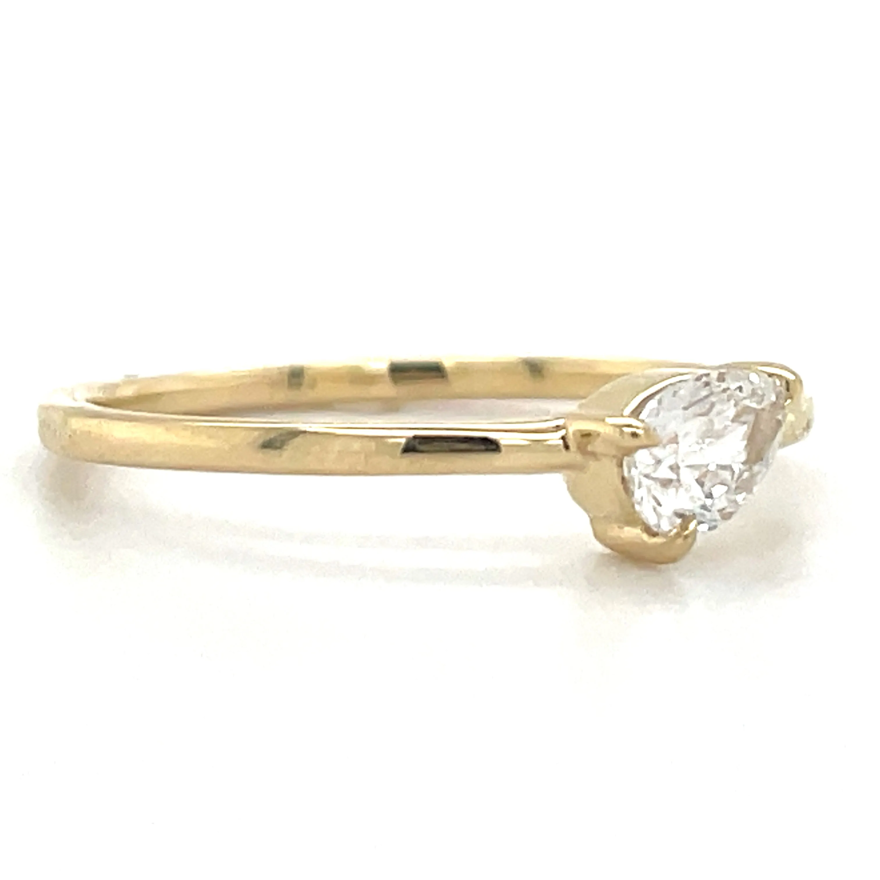 14ct Yellow Gold Laboratory Grown Pear Diamond Ring