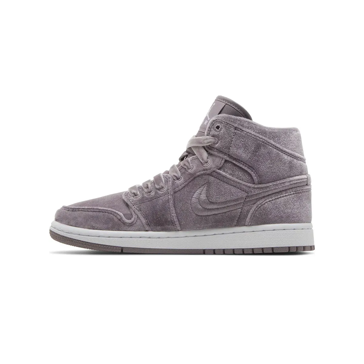 Air Jordan Women's 1 Mid SE