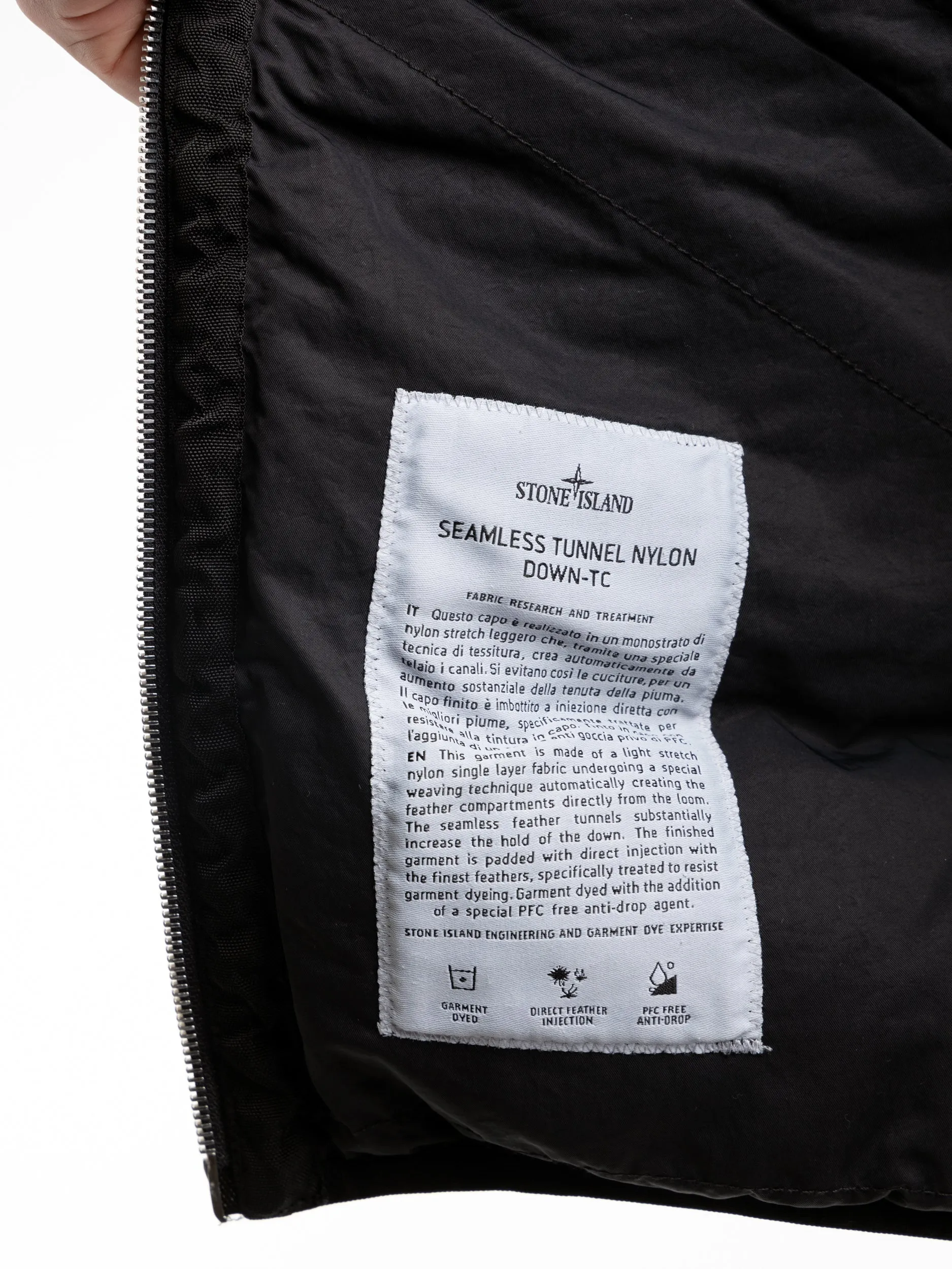 Black Seamless Tunnel Nylon Down-TC Vest