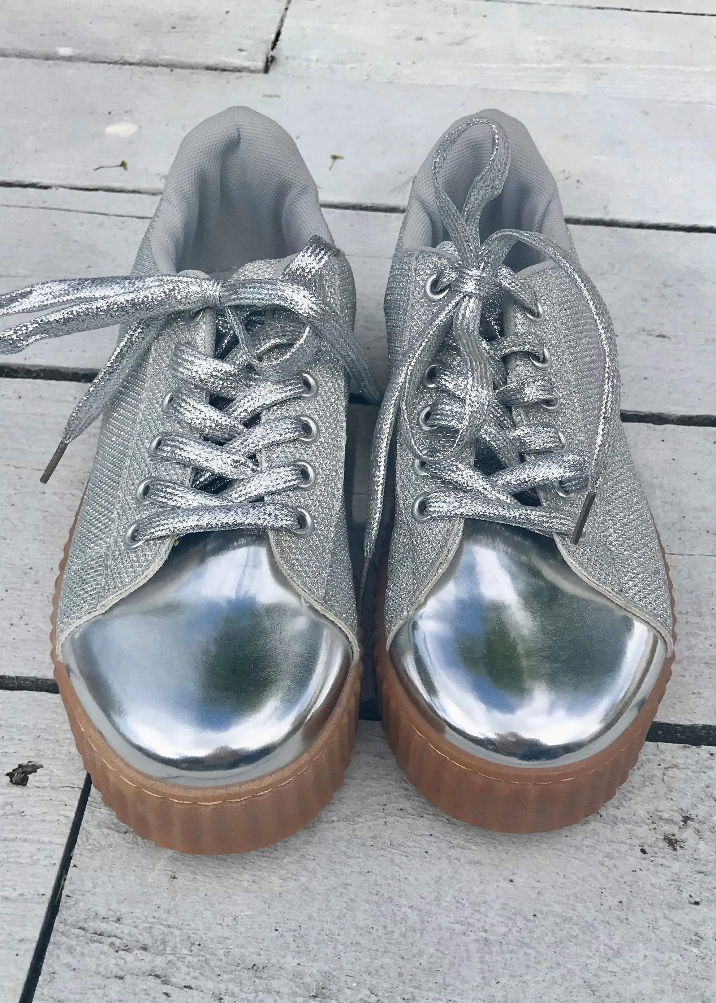 Capri Trainer in Silver Metallic and Glitter with Glitter Laces Size 6,