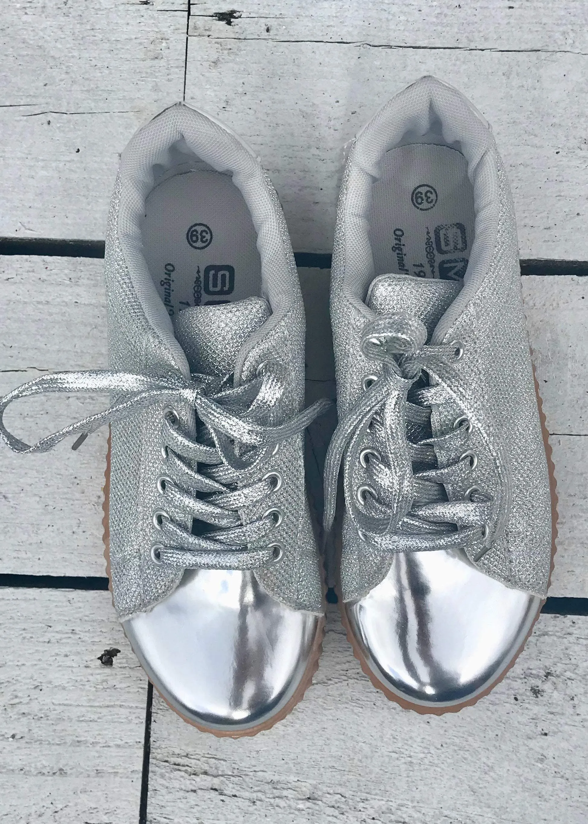 Capri Trainer in Silver Metallic and Glitter with Glitter Laces Size 6,