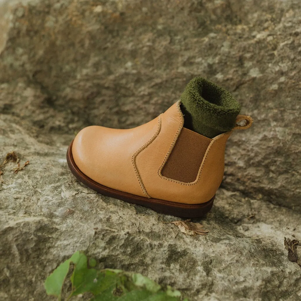 Cedar Viajero Chelsea Boot {Children's Leather Boots}