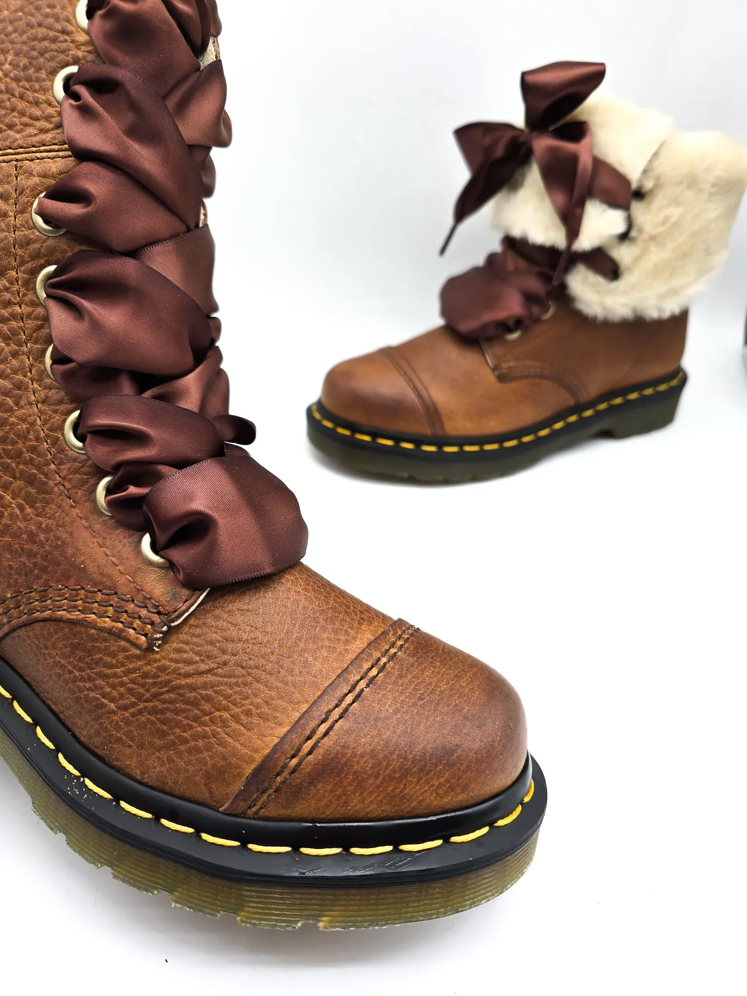 DR. MARTENS AIMILITA - FL BROWN