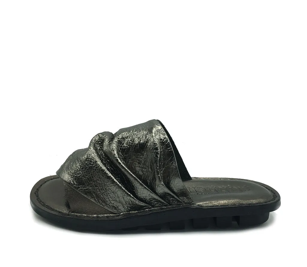 DRIFT FLAT SANDAL