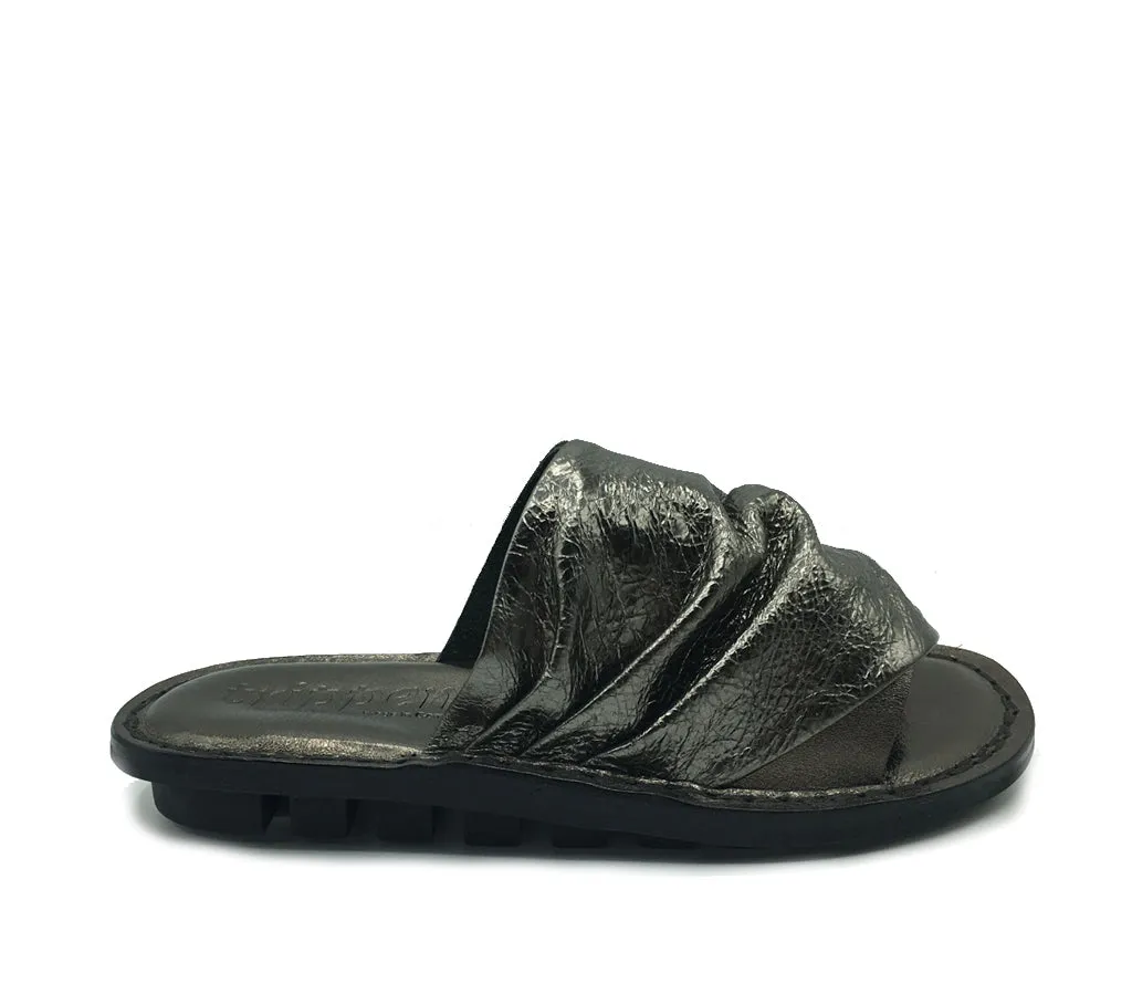 DRIFT FLAT SANDAL