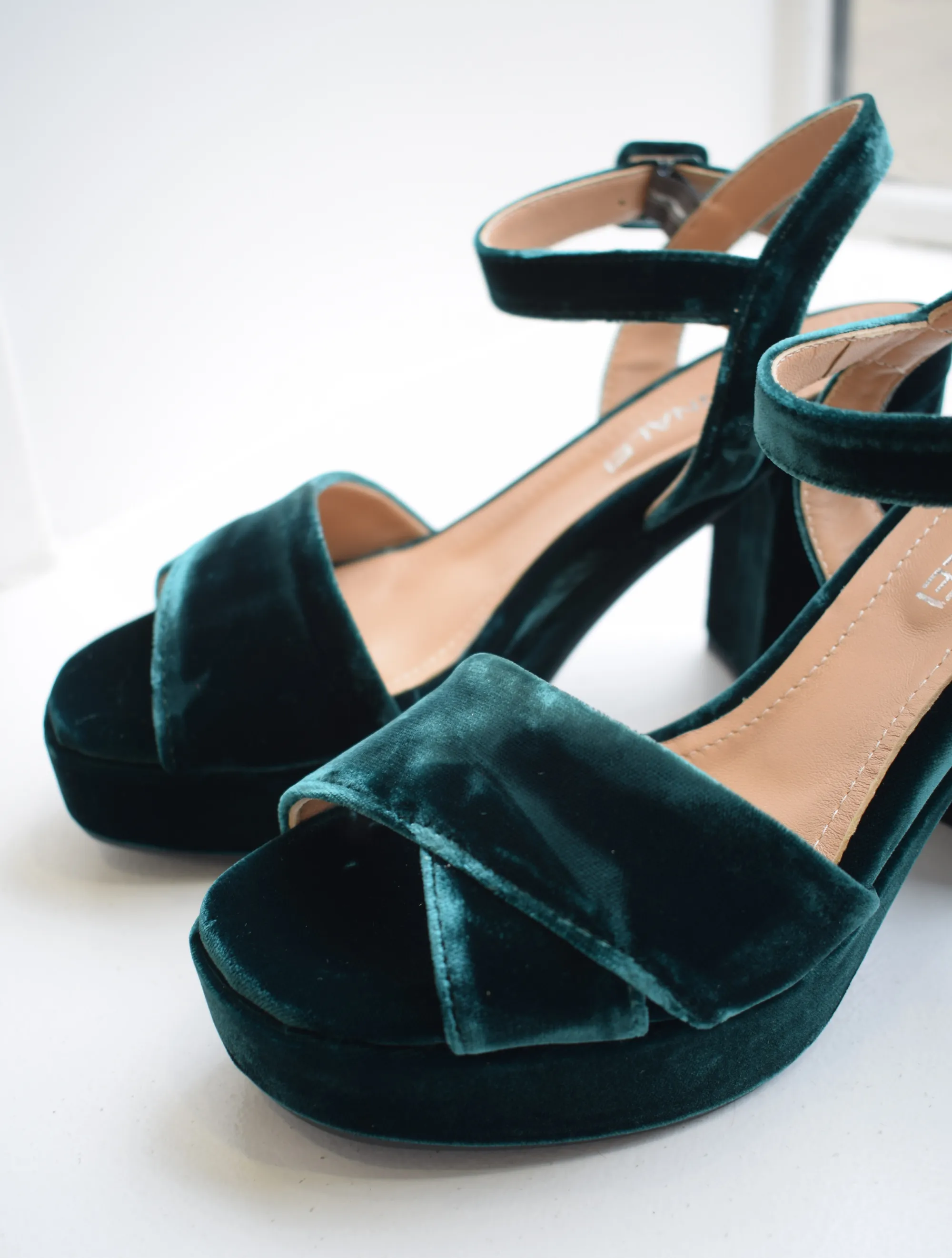 Dubai Sandal Emerald Velvet