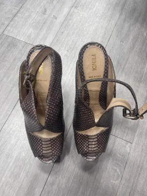 Fendi Dress Shoes Womens 8