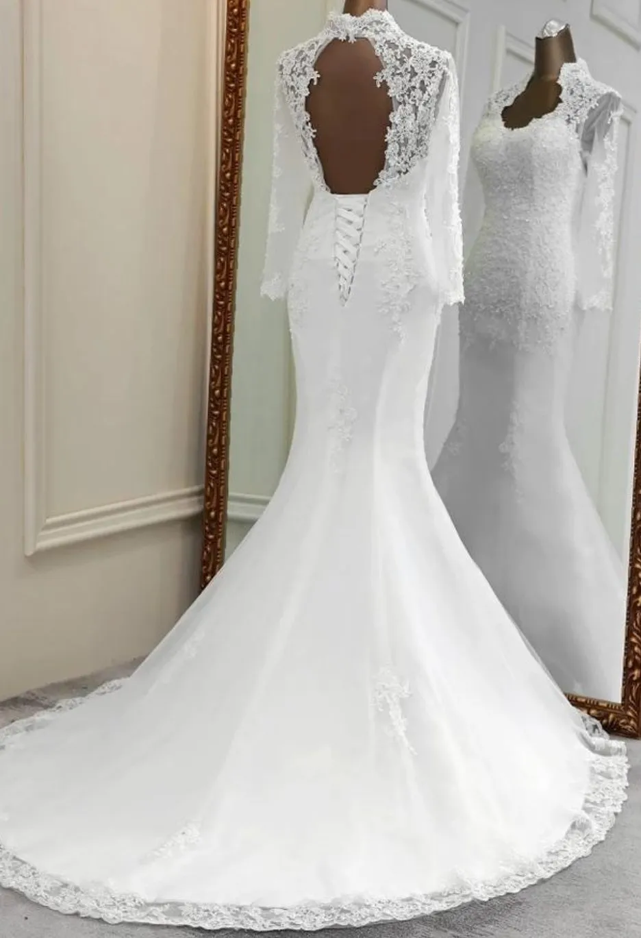 Lace long sleeve wedding dress