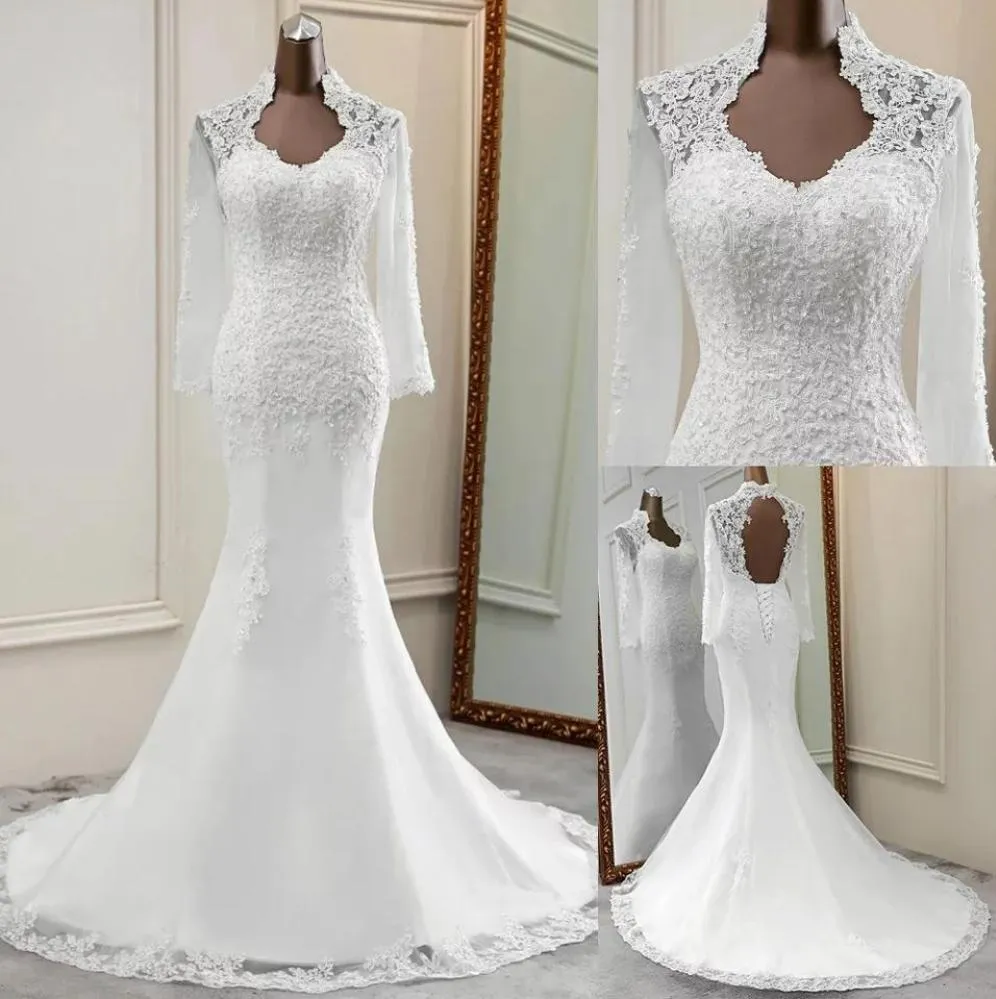 Lace long sleeve wedding dress