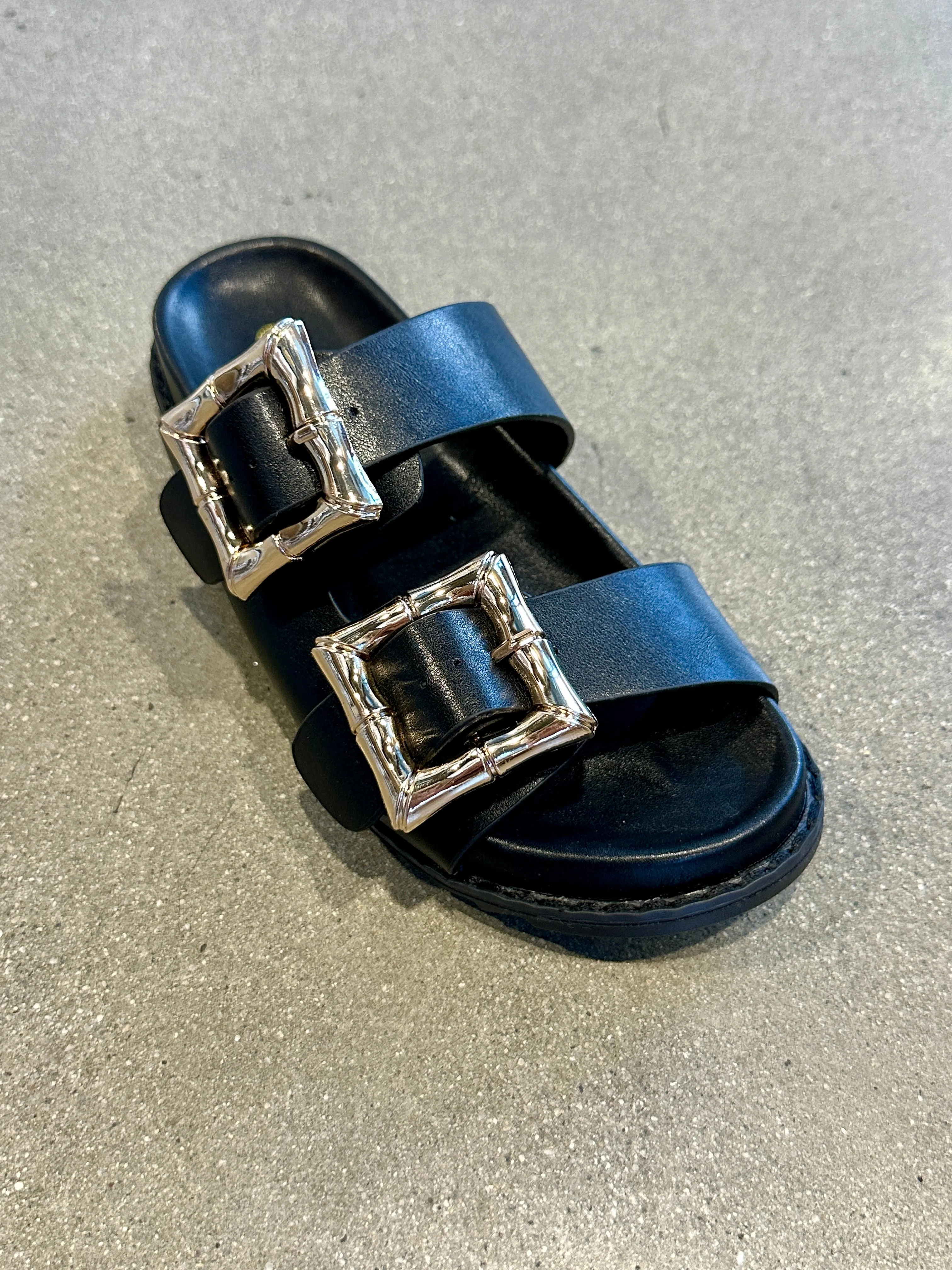 NEW!! Devon Buckle Sandal in Black