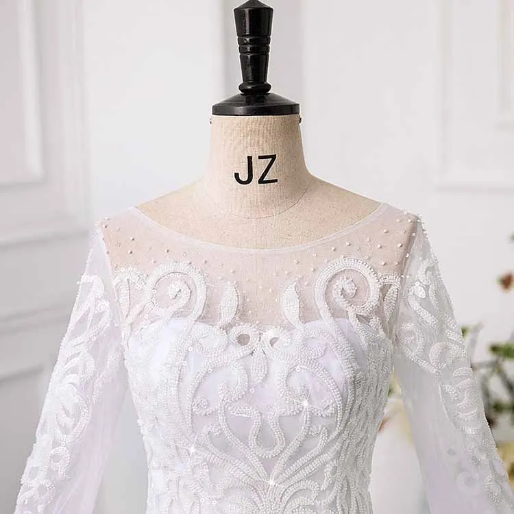 Sequined Long Sleeves Wedding Dress for Bride Fall / Winter Wedding