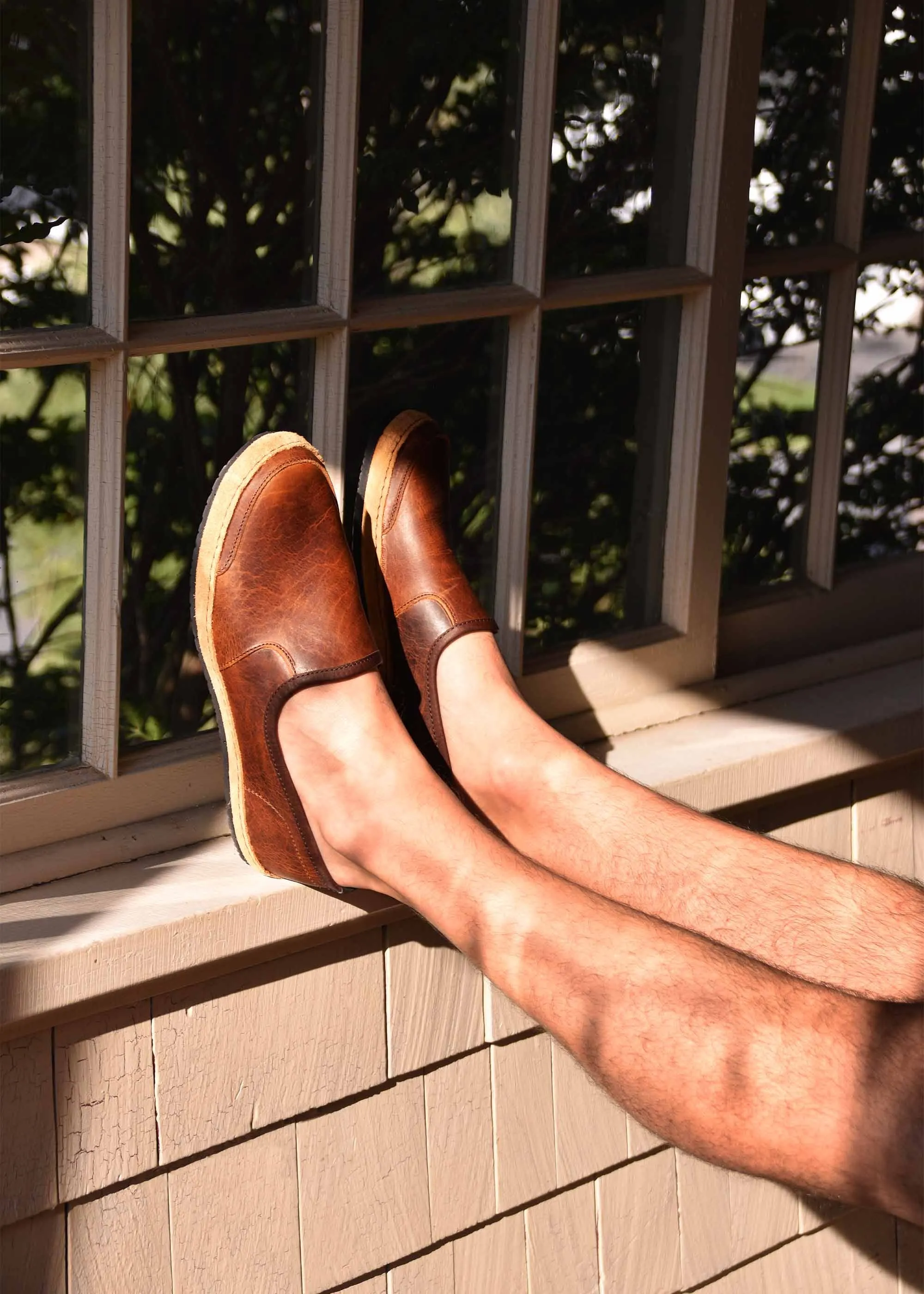 Vermont House Shoes®: Loafer - Tobacco Bison