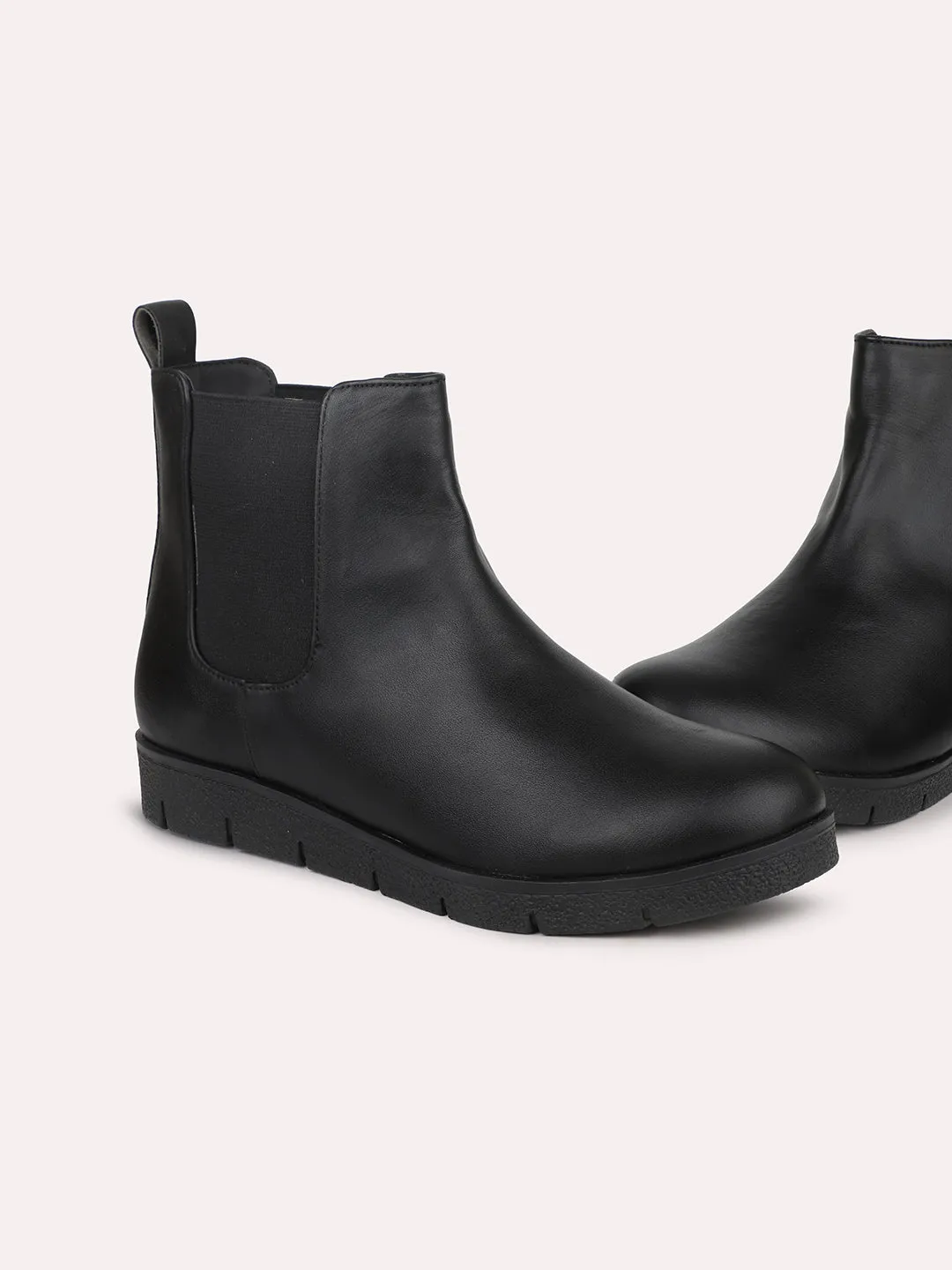 Women Black Mid Top Chelsea Boots